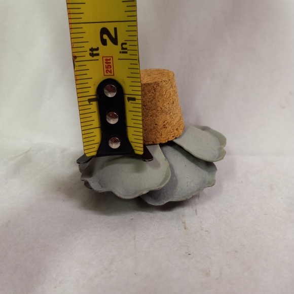 VINTAGE Collectible Gray Speckled Metal Rose Decorative Cork Bottle Stopper - Picture 6 of 6